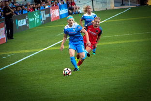 爱游戏官网首页-职业乒乓球联赛吸引大量社会关注，职业乒乓球员与业余的比赛视频